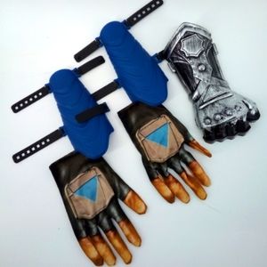 Child Costume Bundle Gloves and Wrist Guards Superman The Mandalorian Knight